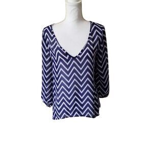 Chevron Print V-Neck Blouse By Wishful Park M Navy & White Lightweight Sheer 3/4